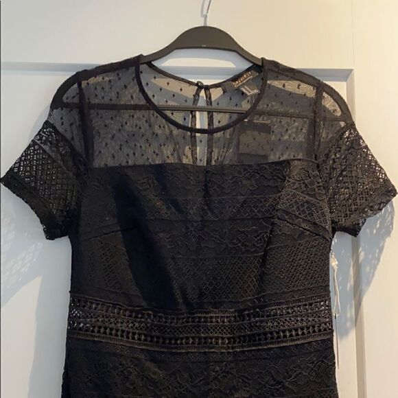 FOREVER21- Beautiful Black Lace Detail Black Dress - Picture 2 of 4